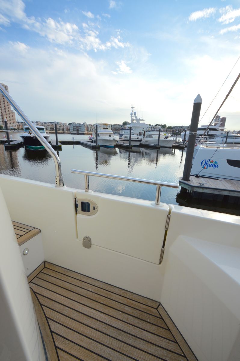2017 Prestige 63 