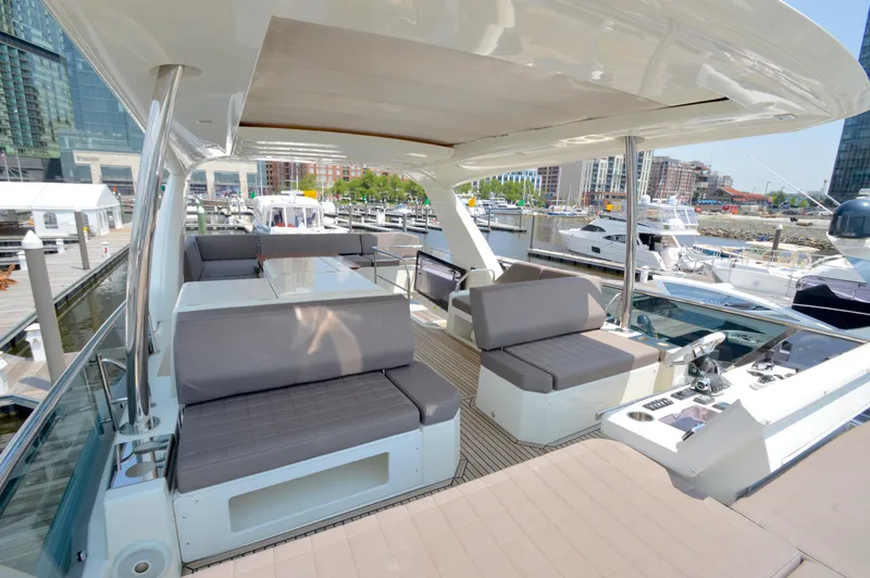 Last Run Yacht Photos Pics 