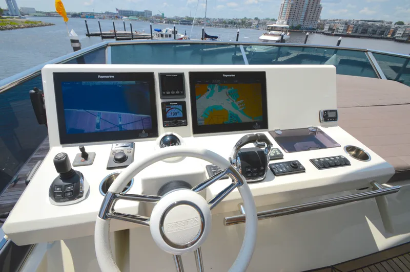 Last Run Yacht Photos Pics 