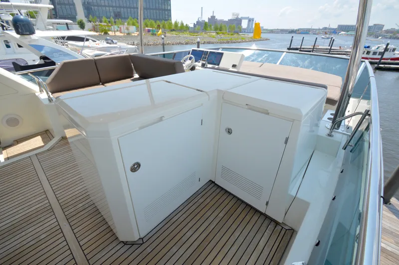 Last Run Yacht Photos Pics 