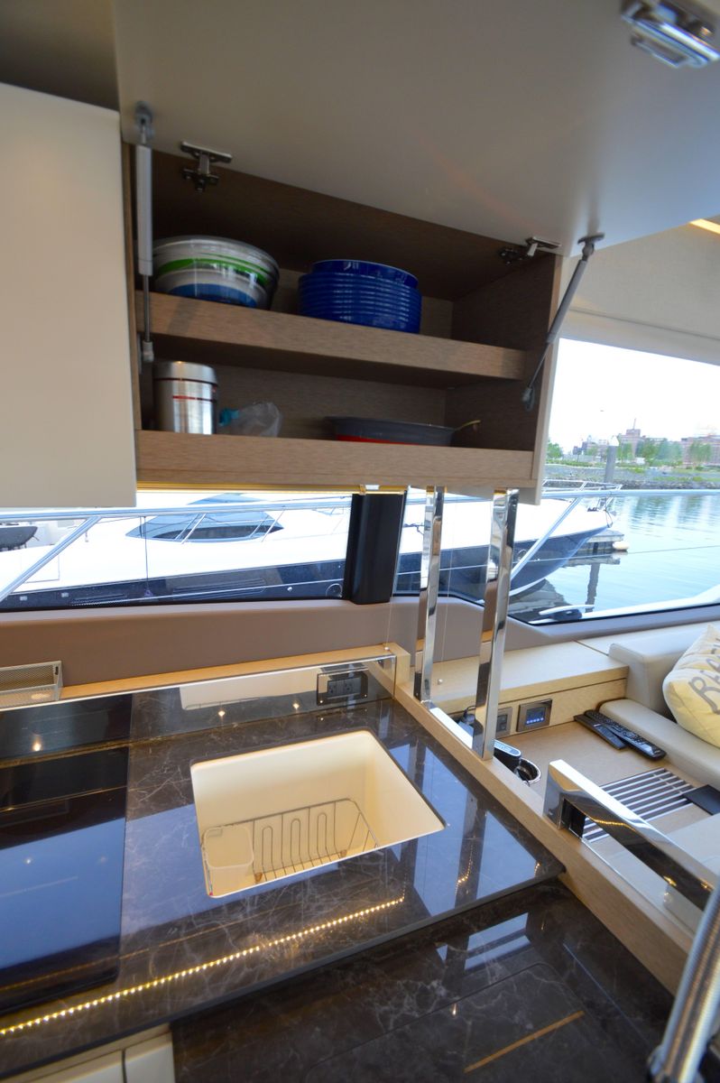 2017 Prestige 63 