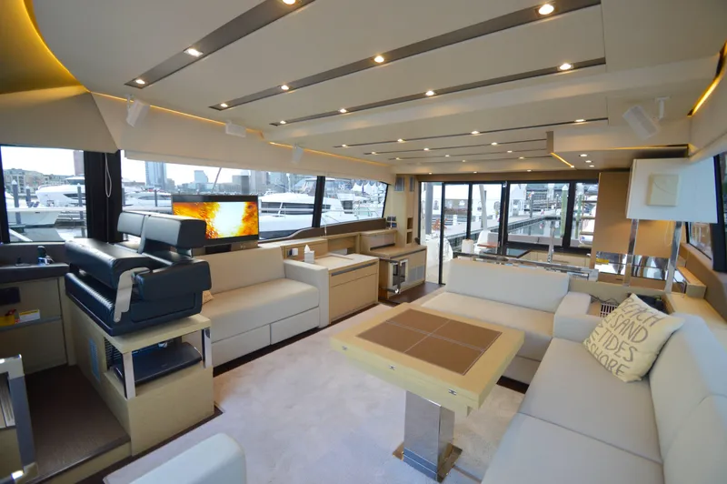 Last Run Yacht Photos Pics 