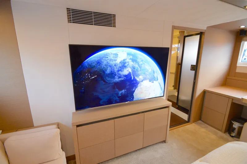 Last Run Yacht Photos Pics 