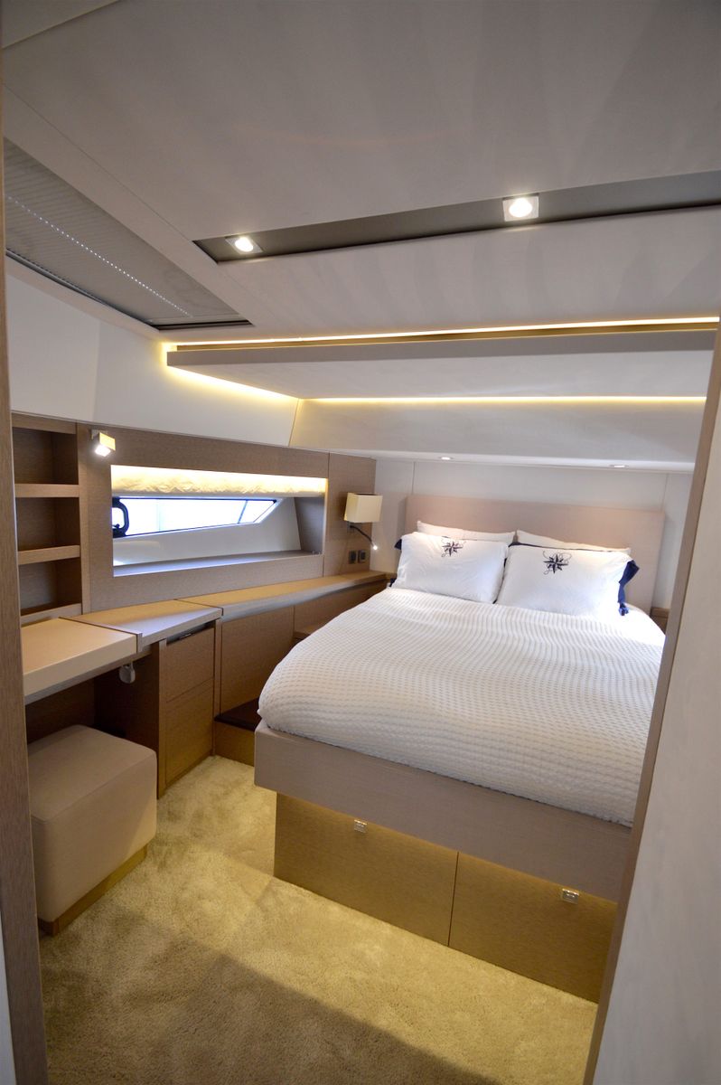 2017 Prestige 63 