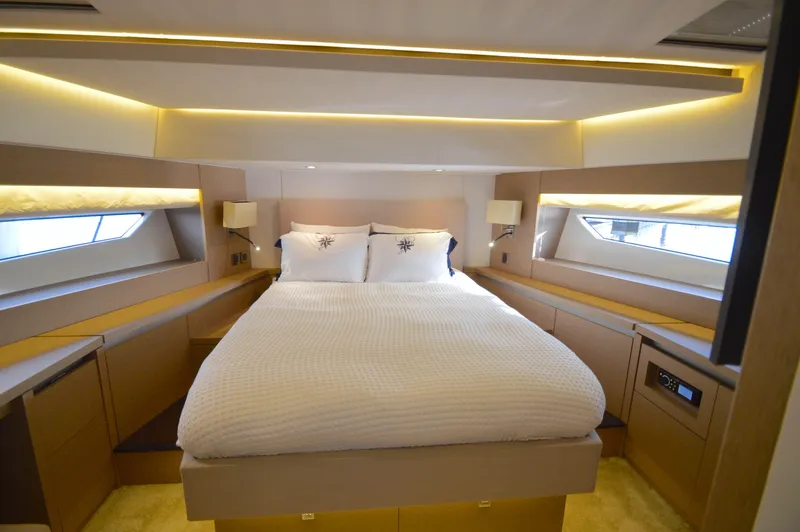 Last Run Yacht Photos Pics 