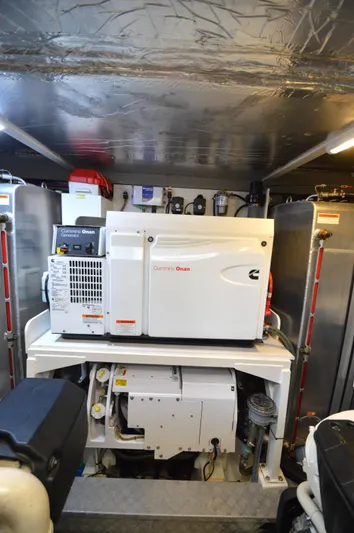 Last Run Yacht Photos Pics 