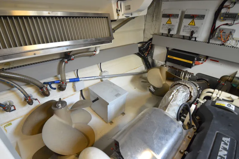 Last Run Yacht Photos Pics 