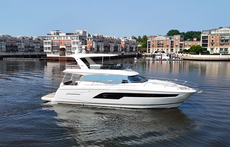 Last Run Yacht Photos Pics 