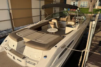 Sea Ray 270 SLX