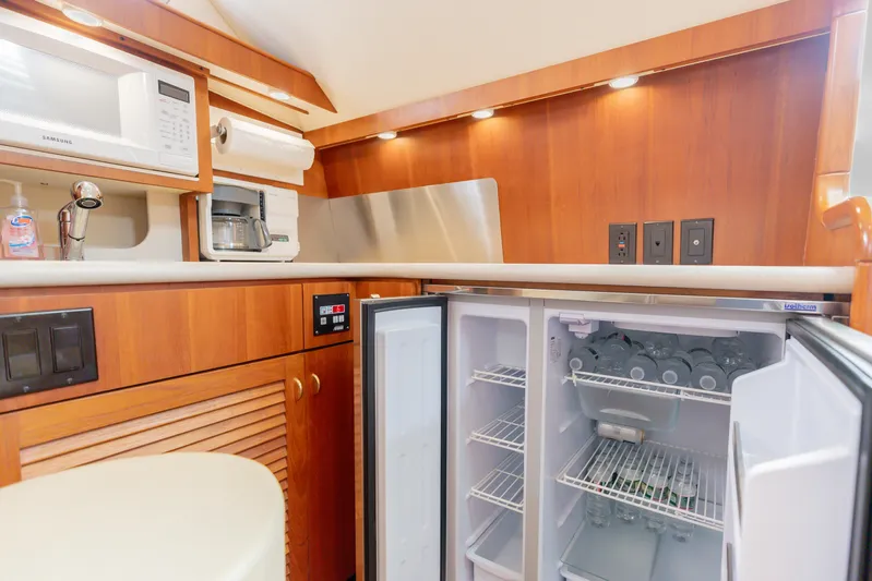 Stella Blue Yacht Photos Pics 