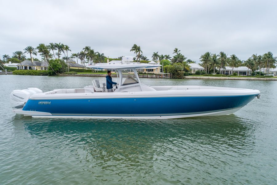 2022 Intrepid 407 Nomad FE