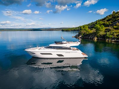 Yacht