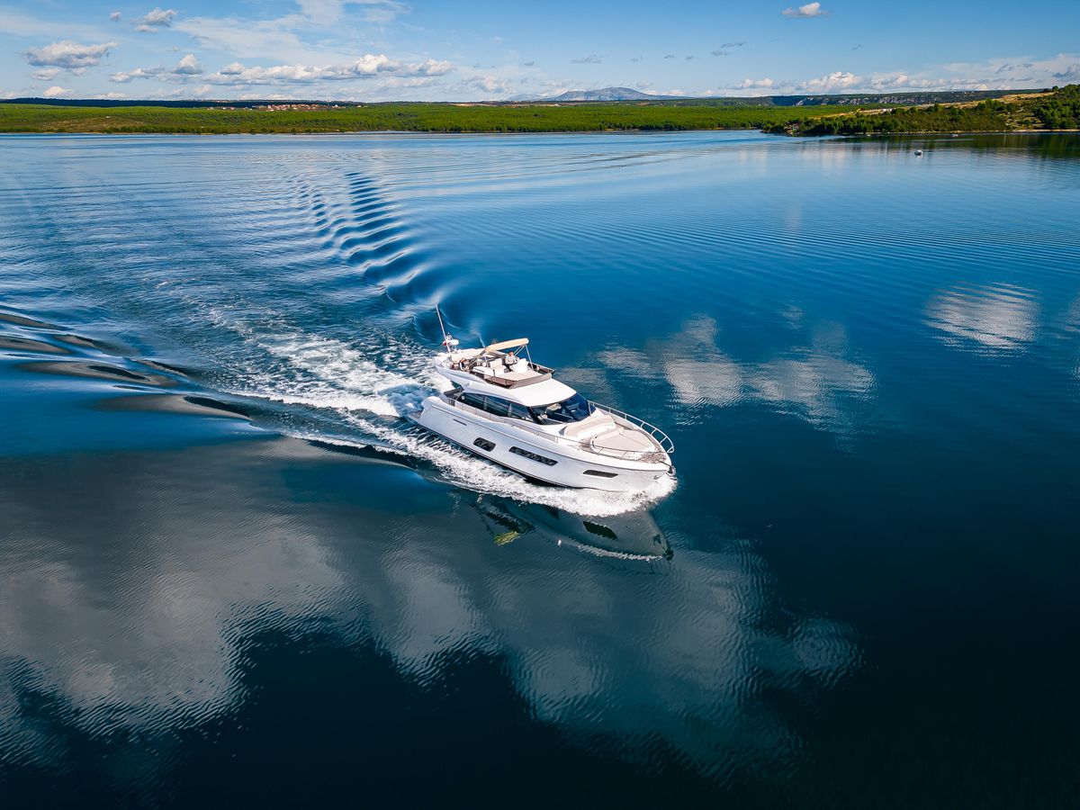 2022 Ferretti Yachts 57 