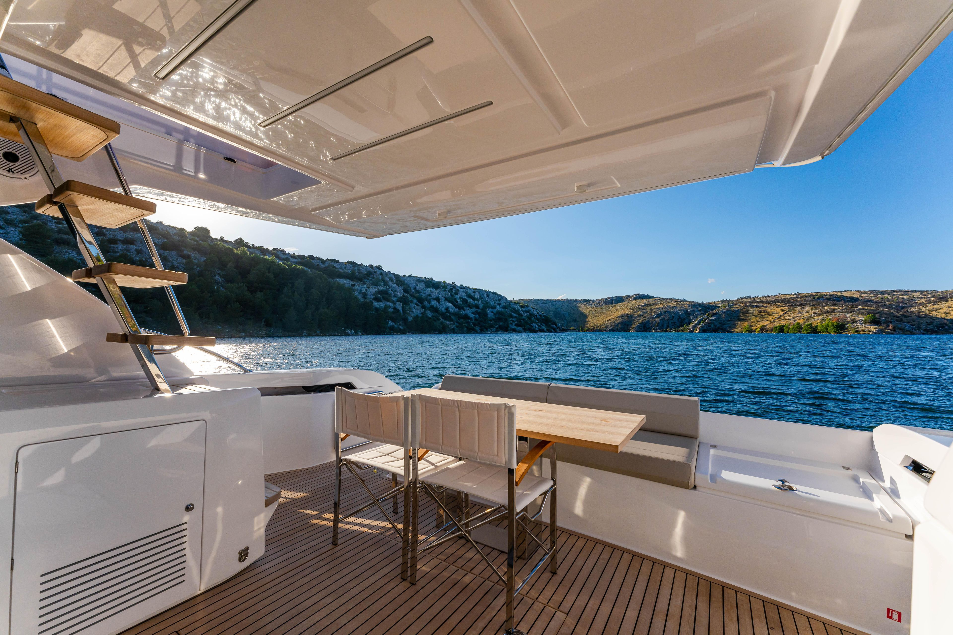 Yacht