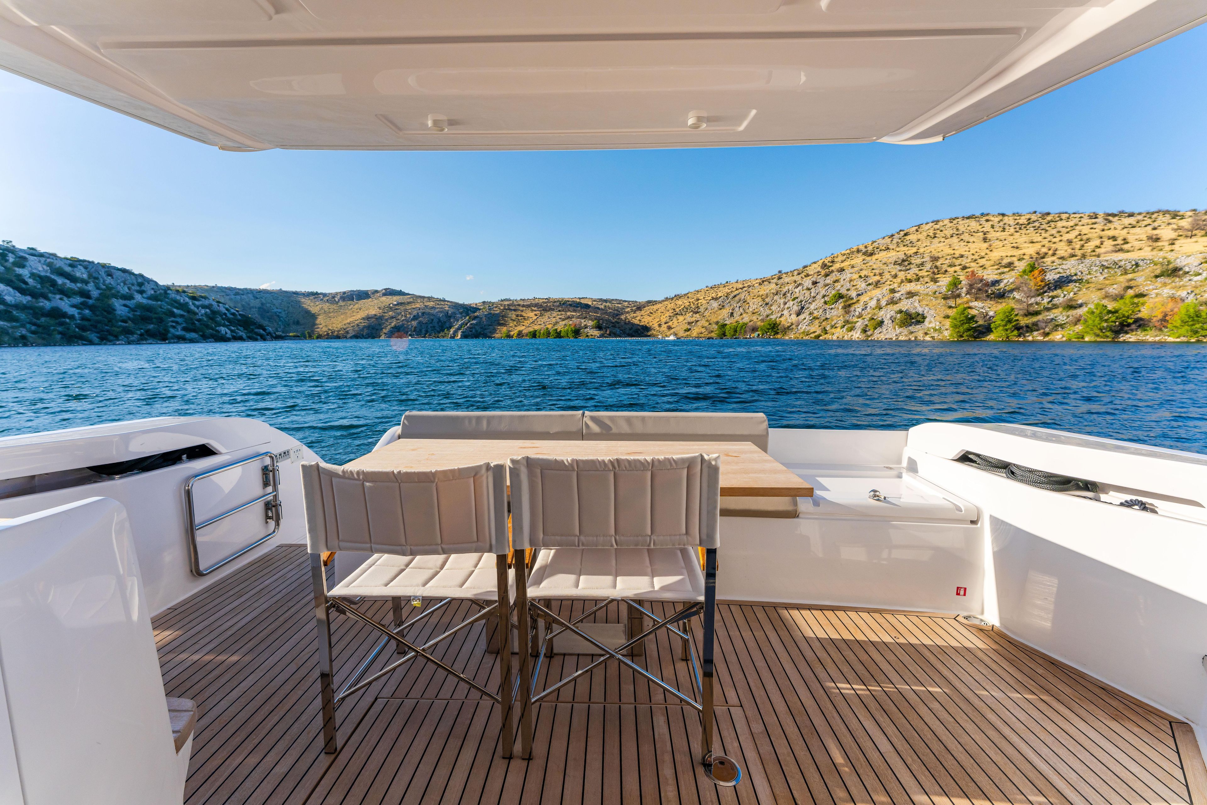 Yacht