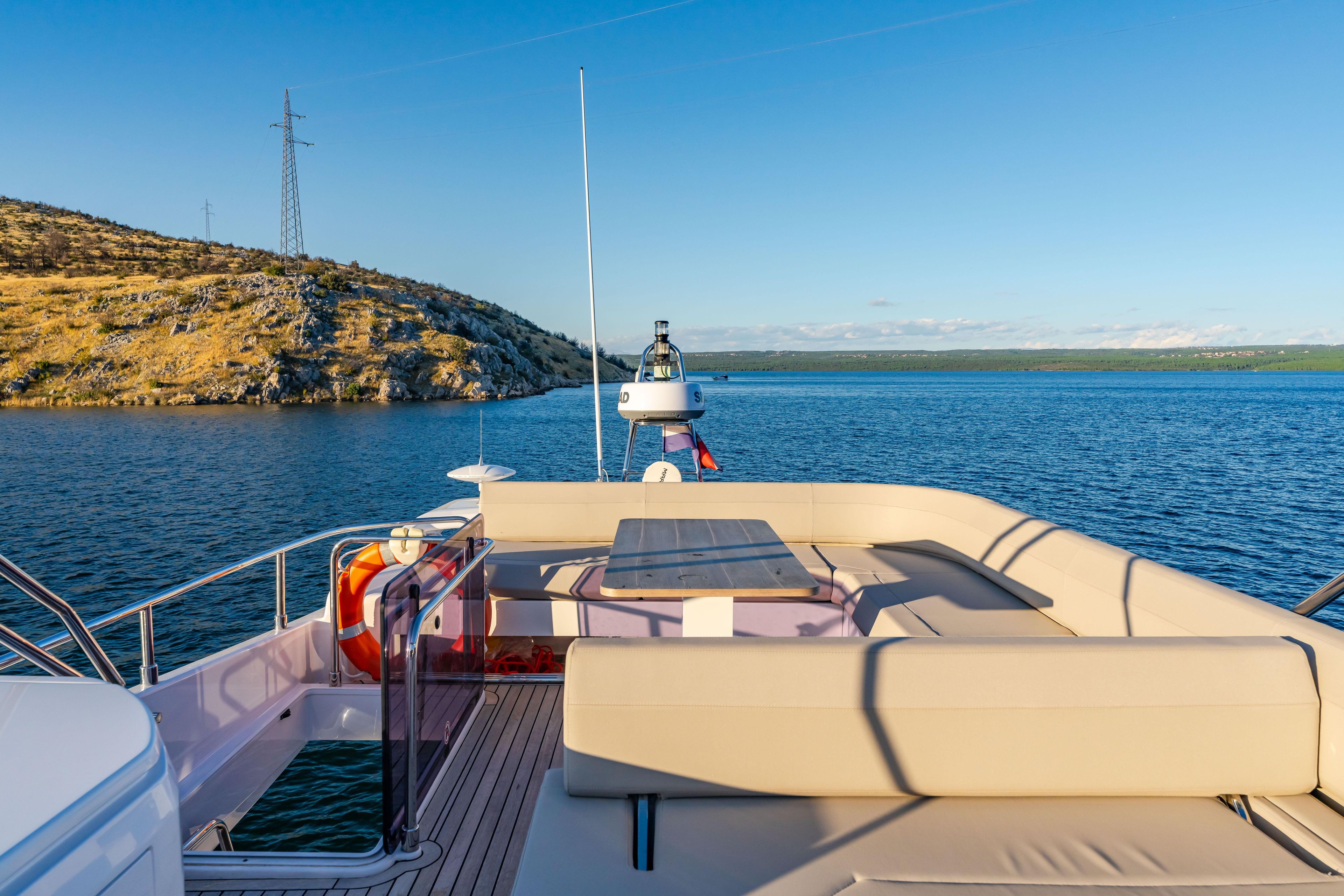 2022 Ferretti Yachts 57 