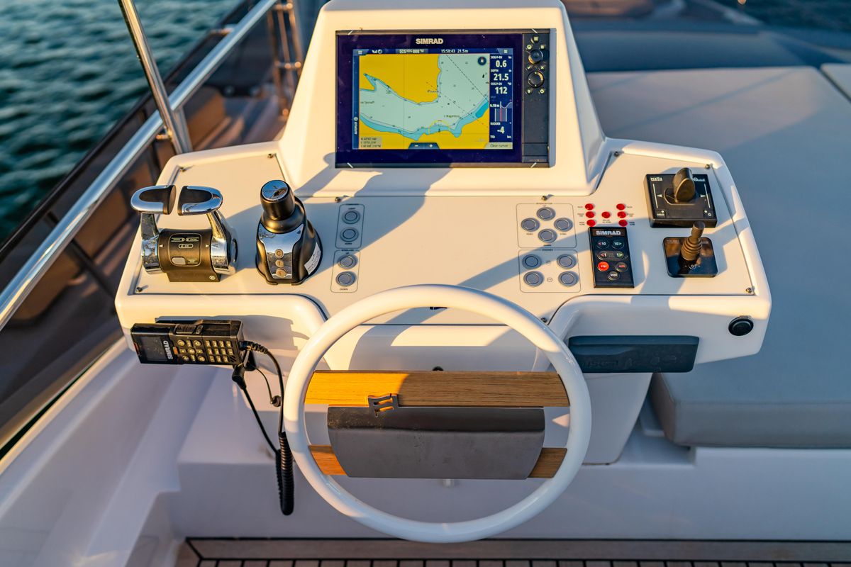2022 Ferretti Yachts 57 