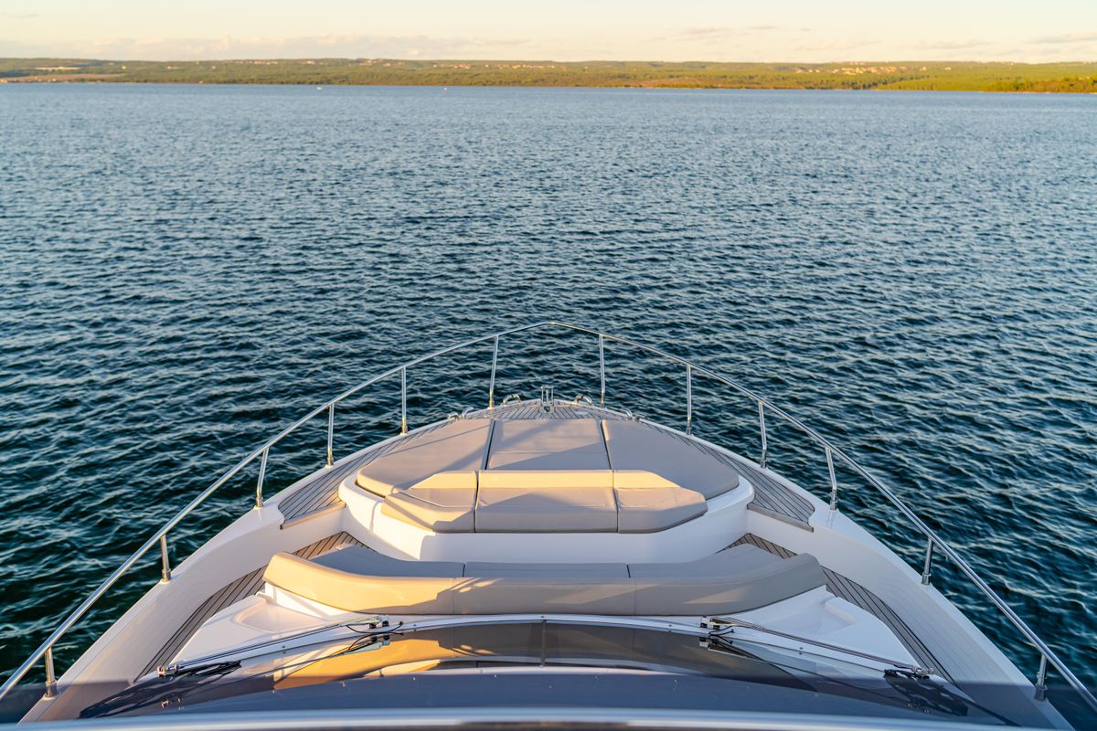 2022 Ferretti Yachts 57 