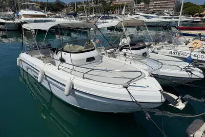 2011 Ranieri Shadow 26