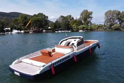 2012 Supermarine IGUANA 36