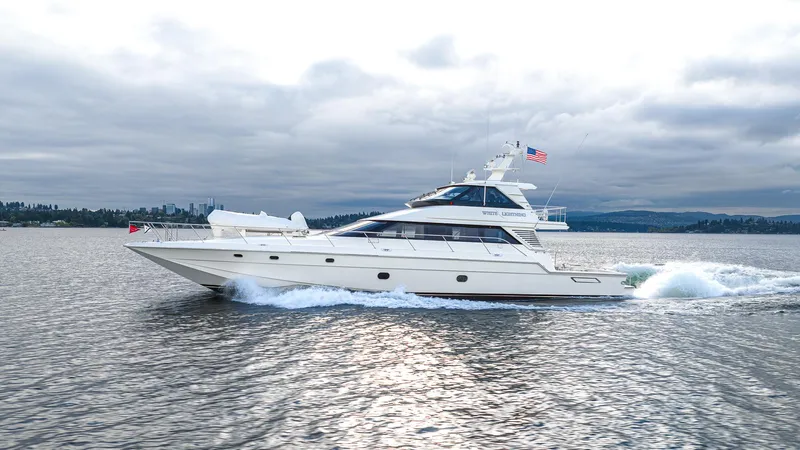 White Lightning Yacht Photos Pics Profile