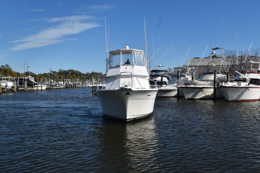 1981 Hatteras 43 Convertible