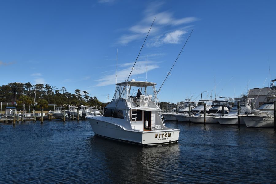 1981 Hatteras 43 Convertible