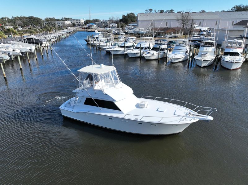 1981 Hatteras 43 Convertible