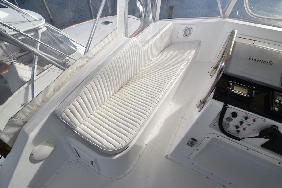 1981 Hatteras 43 Convertible