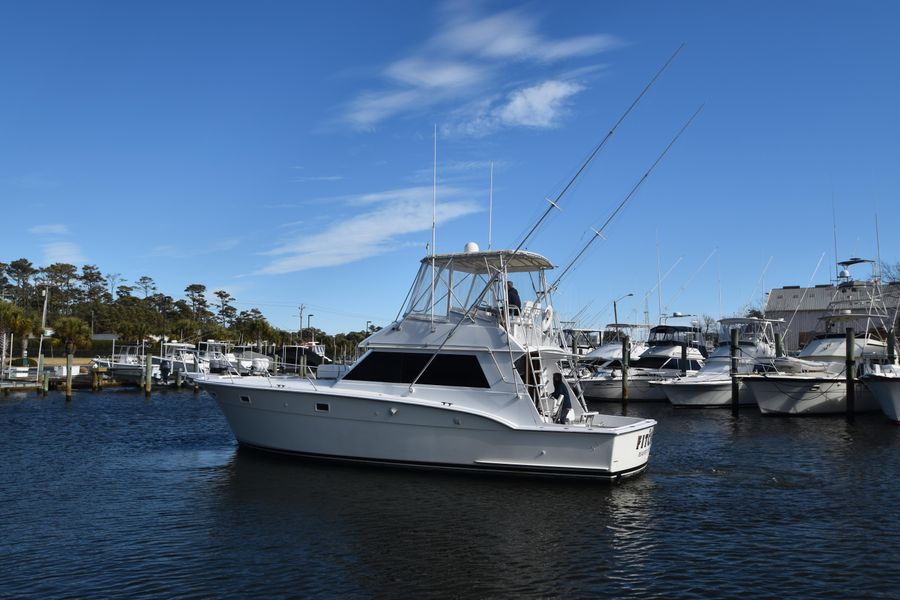 1981 Hatteras 43 Convertible