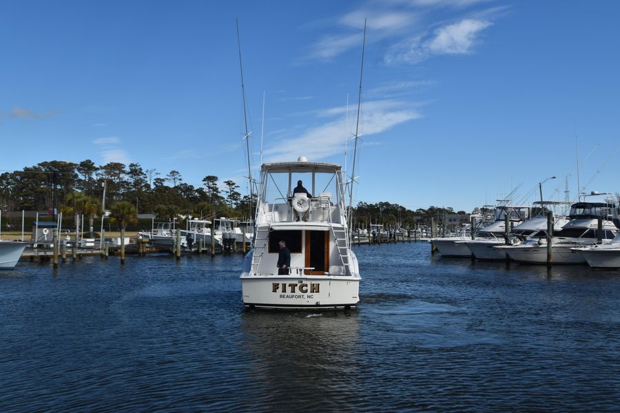 1981 Hatteras 43 Convertible