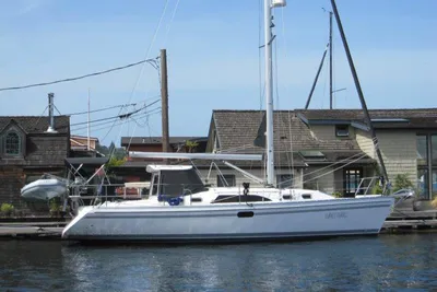 Catalina 385
