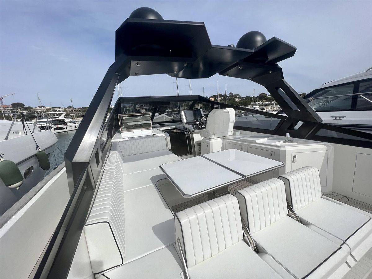2021 Evo Yachts 58 