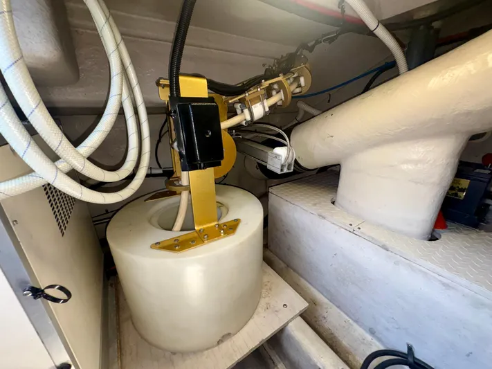 Top Gunns Yacht Photos Pics 