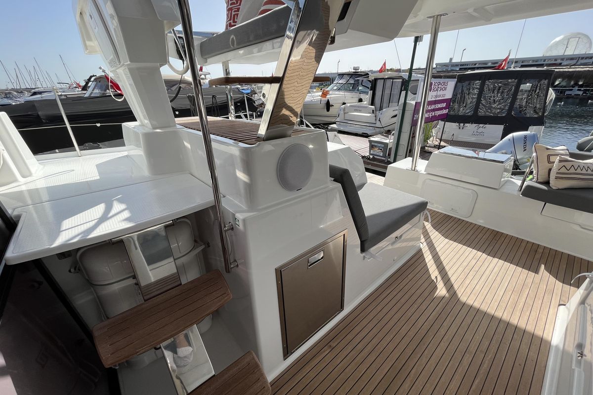 2023 Fountaine Pajot 45 