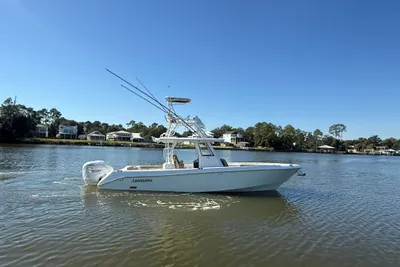 Everglades 335 Center Console