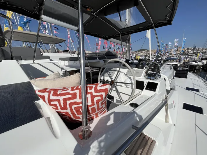  Yacht Photos Pics Fountaine Pajot Tanna 47