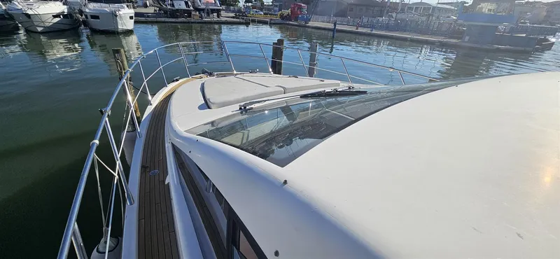  Yacht Photos Pics Azimut 47 Fly