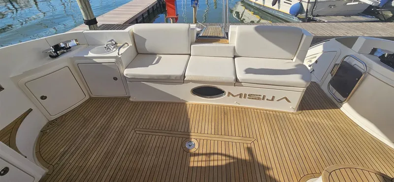  Yacht Photos Pics Azimut 47 Fly