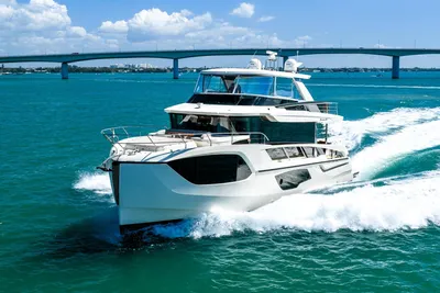 2022 Absolute 64 Navetta