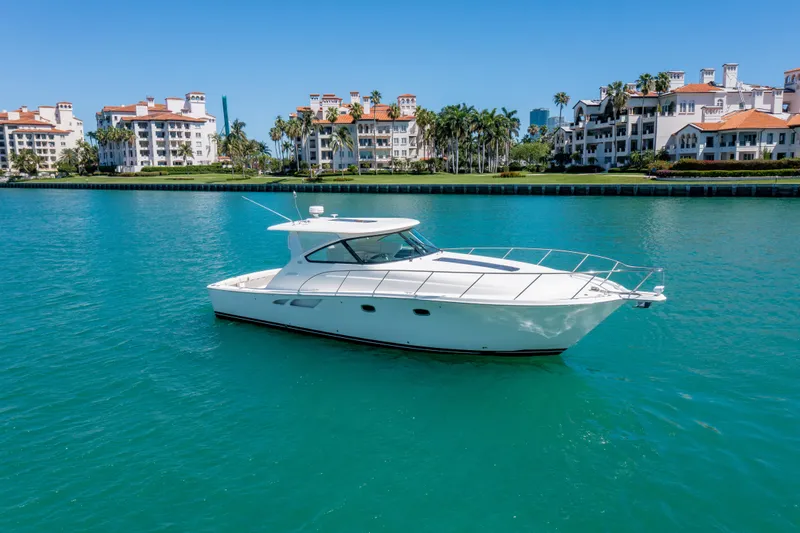 Gioia Yacht Photos Pics 