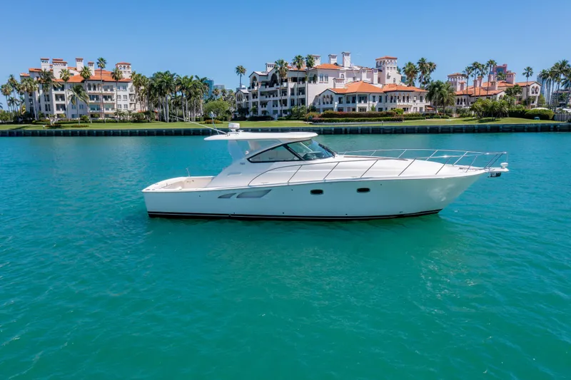 Gioia Yacht Photos Pics 