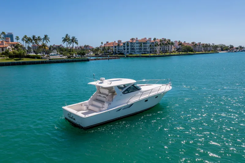 Gioia Yacht Photos Pics 