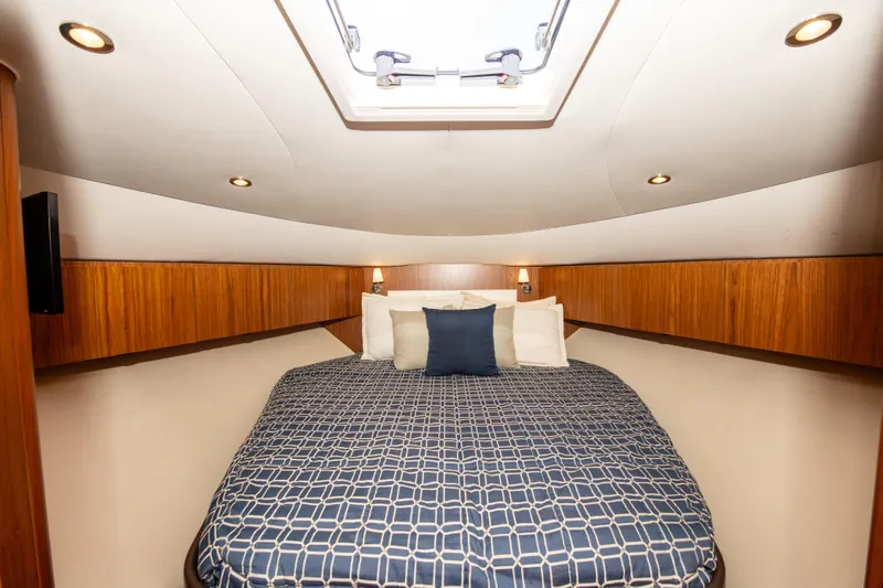 Gioia Yacht Photos Pics 