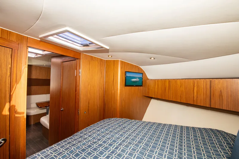 Gioia Yacht Photos Pics 