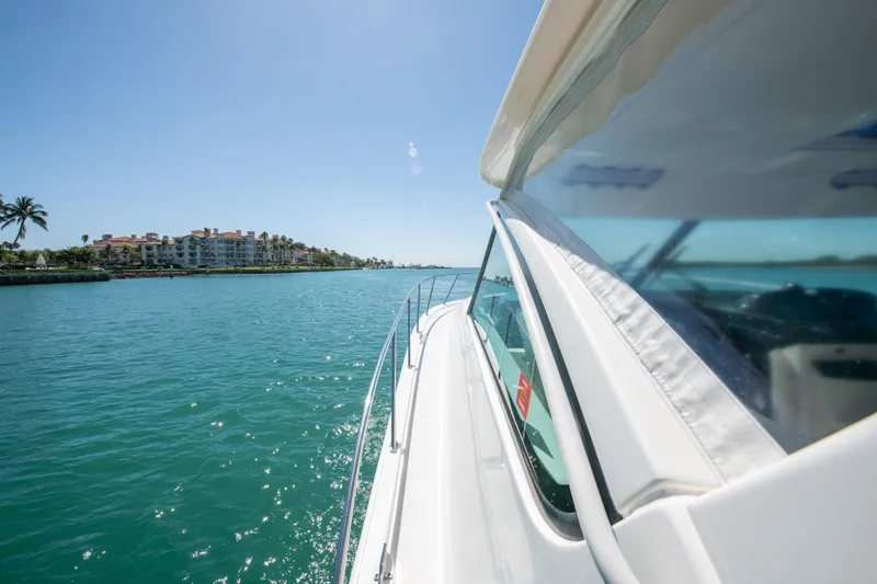 Gioia Yacht Photos Pics 