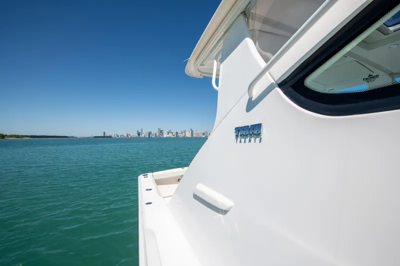 Gioia Yacht Photos Pics 