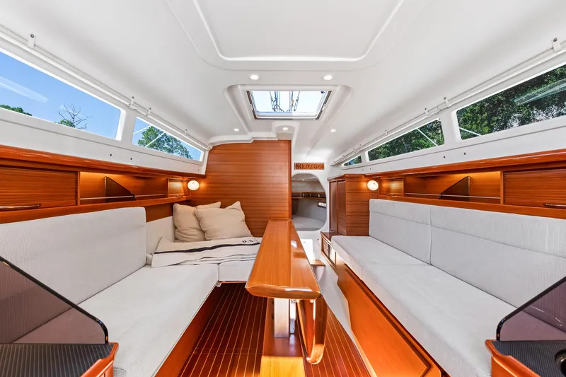 Wingman Yacht Photos Pics 