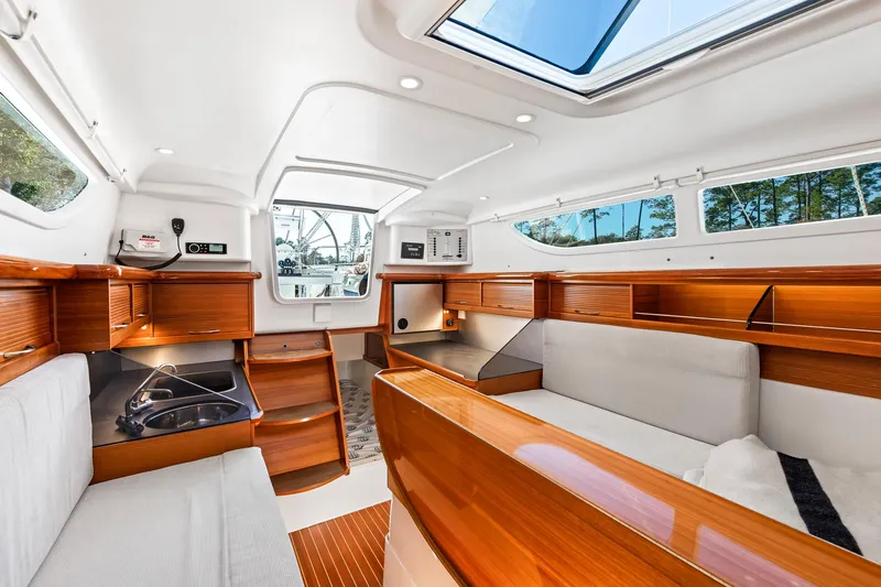 Wingman Yacht Photos Pics 