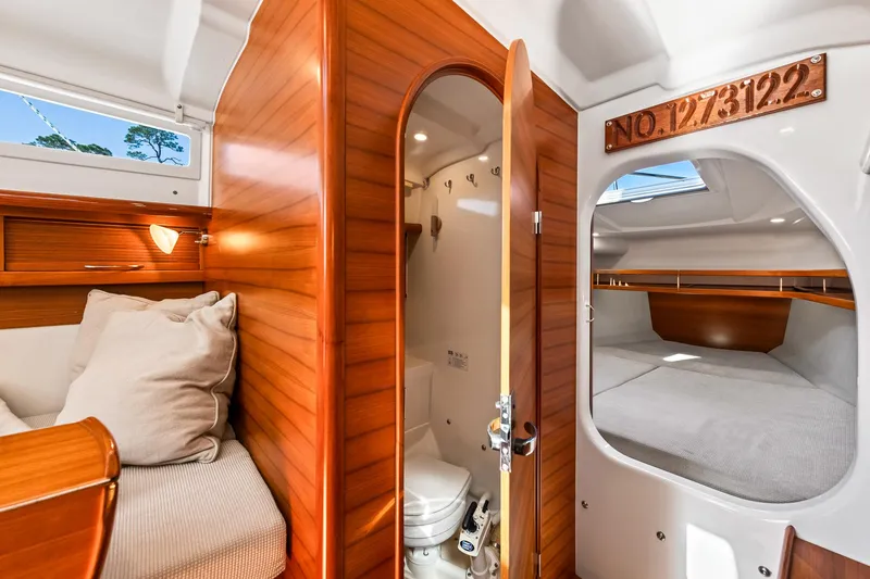 Wingman Yacht Photos Pics 